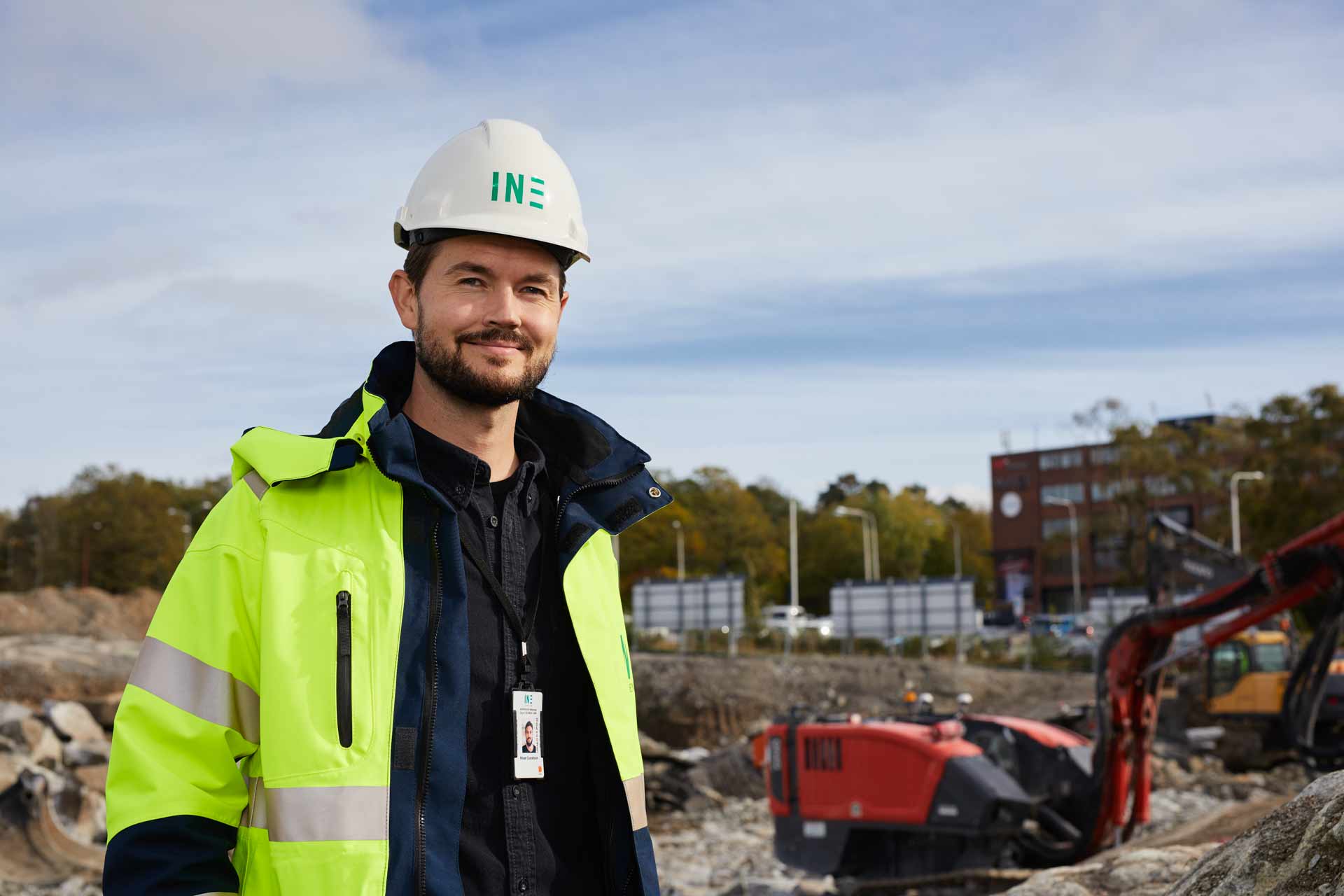 Porträtt av Micke Gustavsson, IN3prenör, på arbetsplats för markanläggning hos Sagax i Bromma. Foto Martin Ekwall.