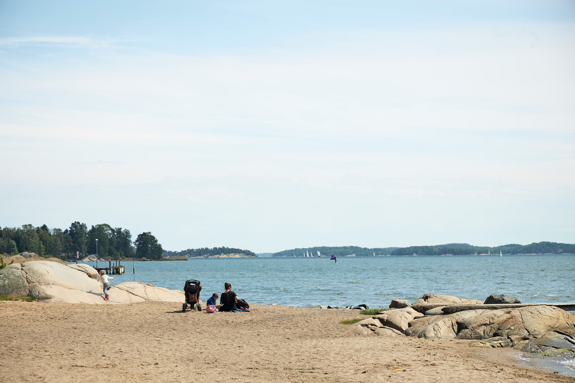 Österskärs havsbad med sanstrand och sol. Foto Martin Ekwall