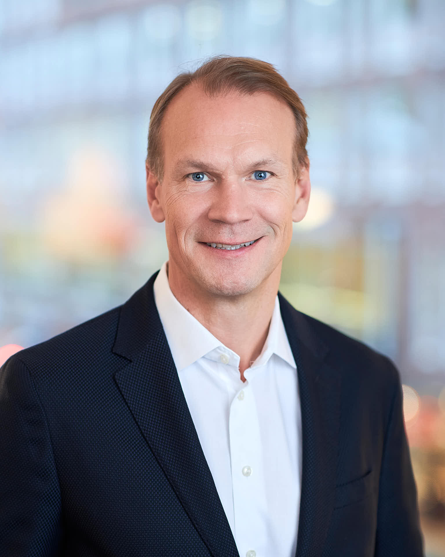 Porträtt av Niklas Lidstrom hos Case Kapitalförvaltning i Stockholm. Foto av Martin Ekwall.