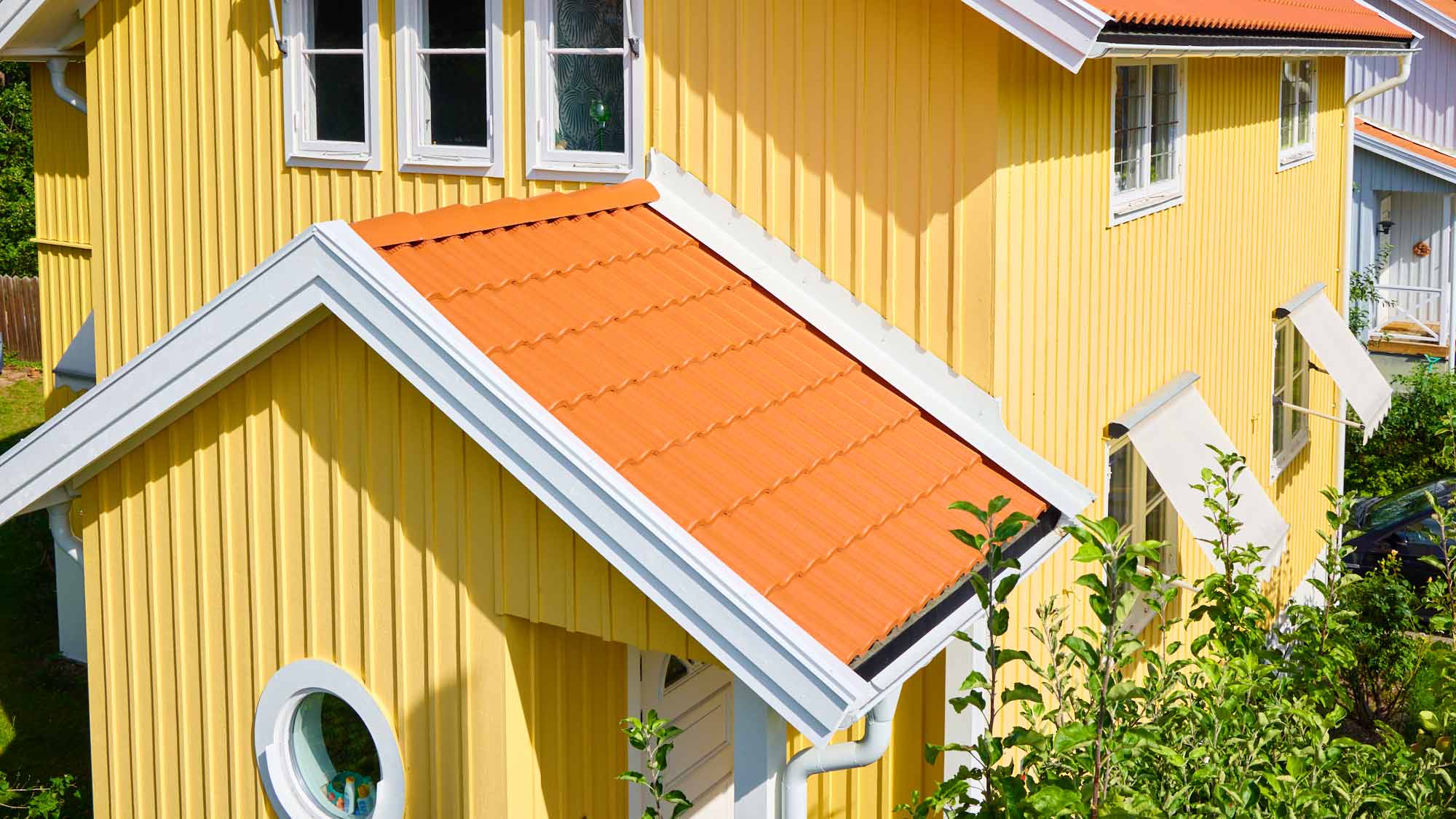 Fotomast villa entretak skaldevagen bromma. Foto Martin Ekwall