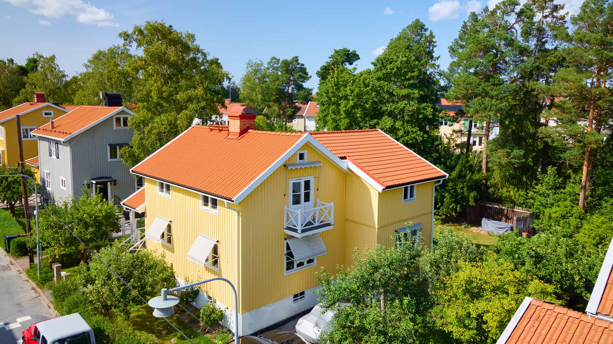 Fotomast villa skaldevagen bromma. Foto Martin Ekwall